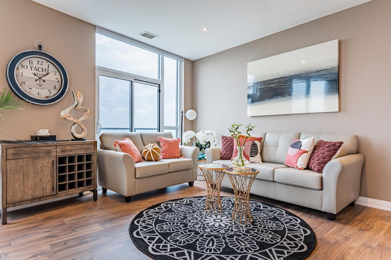 Amazing 3 Bed 4 Bath Penthouse With Roof Top Terrace Close To Airport Mississauga Eksteriør billede